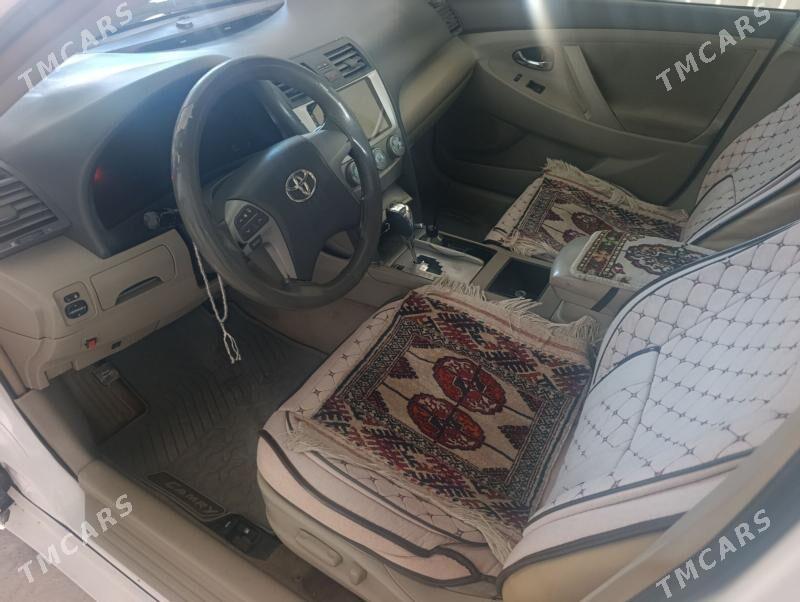 Toyota Camry 2006 - 160 000 TMT - Теджен - img 7