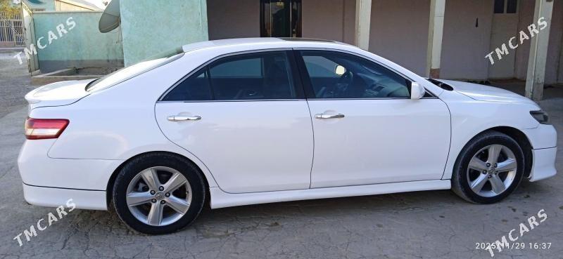 Toyota Camry 2007 - 135 000 TMT - 11 мкр - img 3