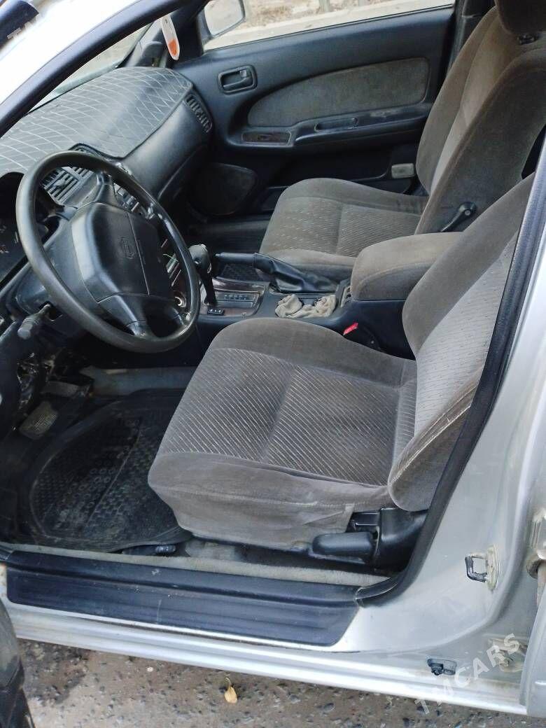 Nissan Maxima 1995 - 50 000 TMT - Дашогуз - img 3