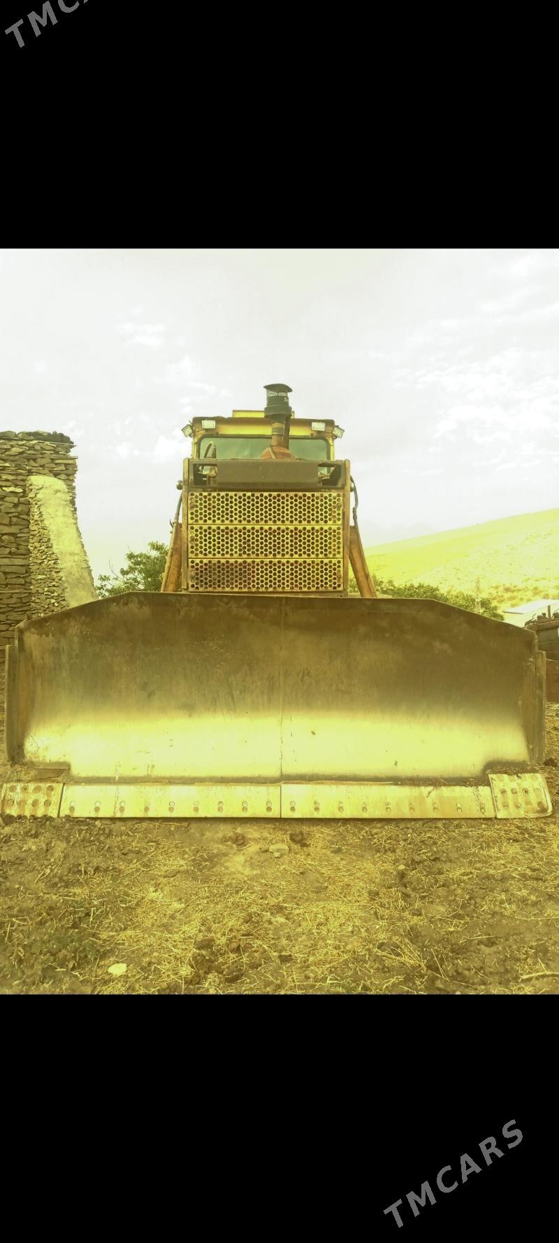 Caterpillar Dozer 1993 - 130 000 TMT - Бахарден - img 2