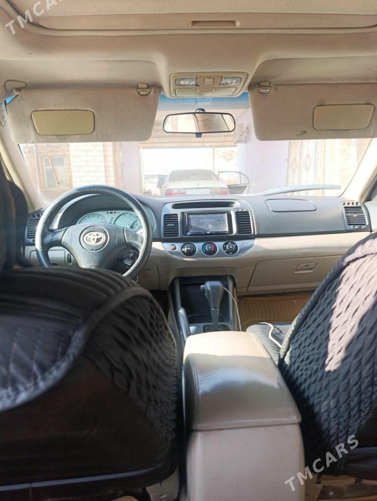 Toyota Camry 2003 - 180 000 TMT - Kerki - img 2