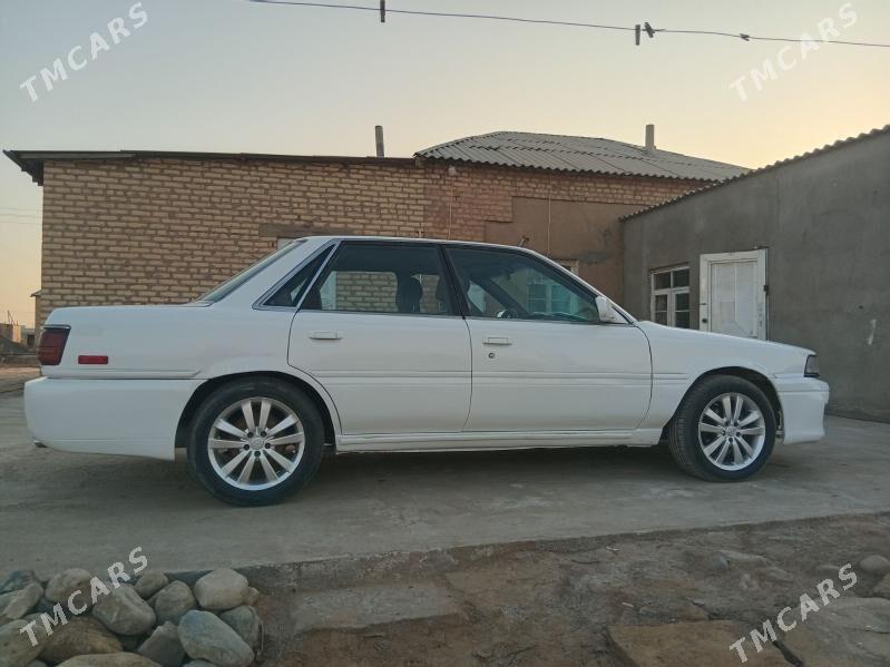 Toyota Camry 1992 - 85 000 TMT - Babadaýhan - img 4
