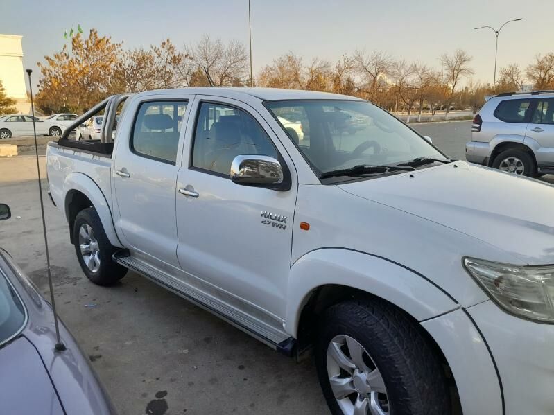 Toyota Hilux 2014 - 440 000 TMT - Туркменабат - img 5