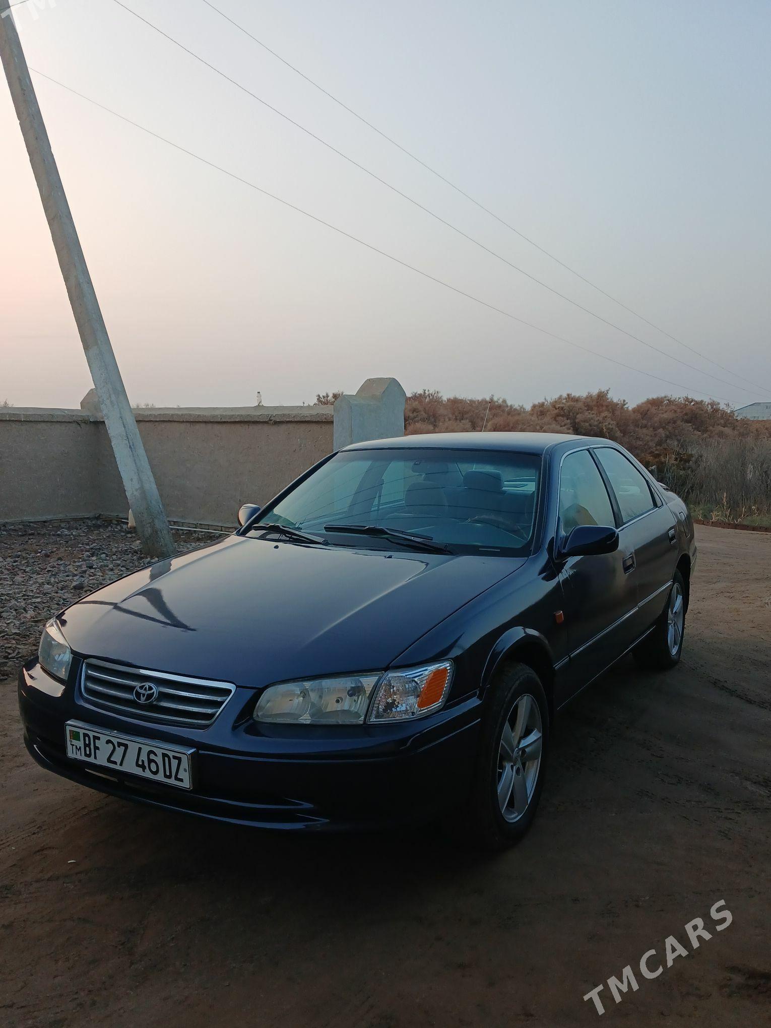 Toyota Camry 1998 - 125 000 TMT - Губадаг - img 4
