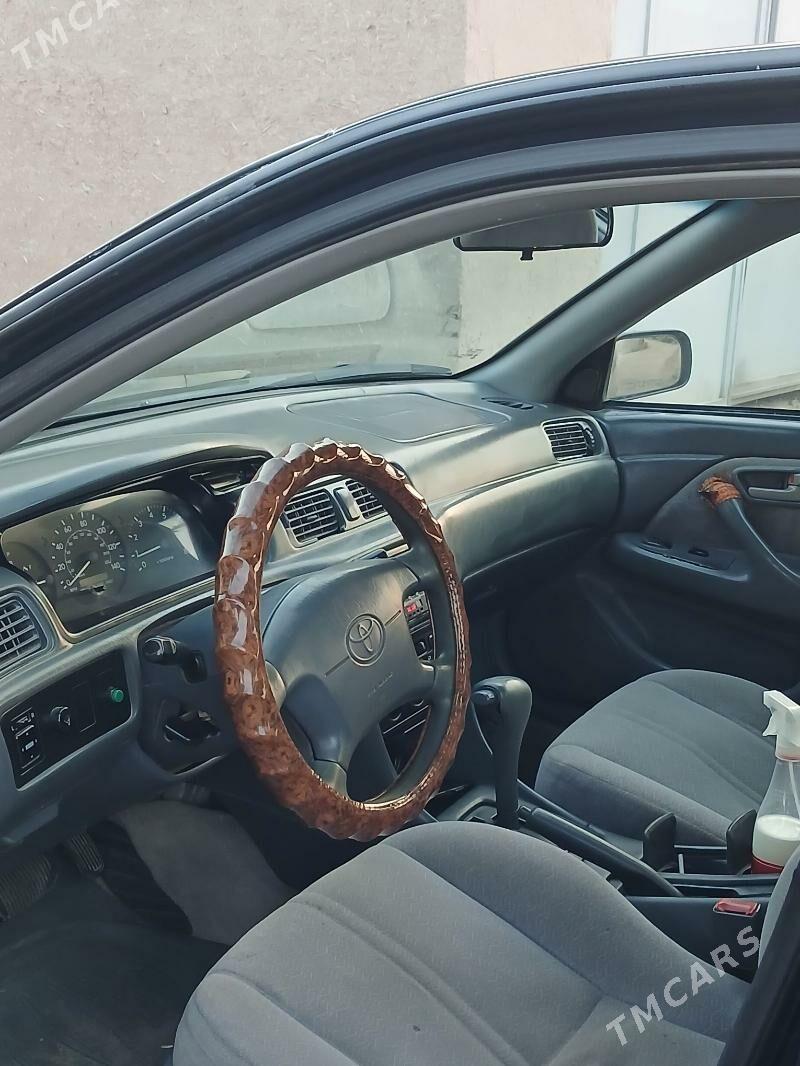 Toyota Camry 1998 - 125 000 TMT - Губадаг - img 6