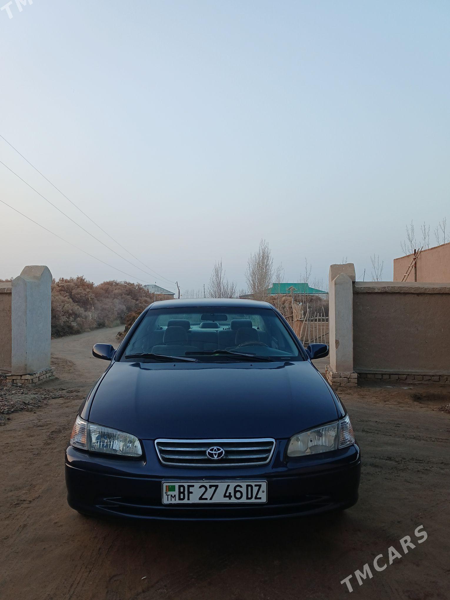 Toyota Camry 1998 - 125 000 TMT - Губадаг - img 3