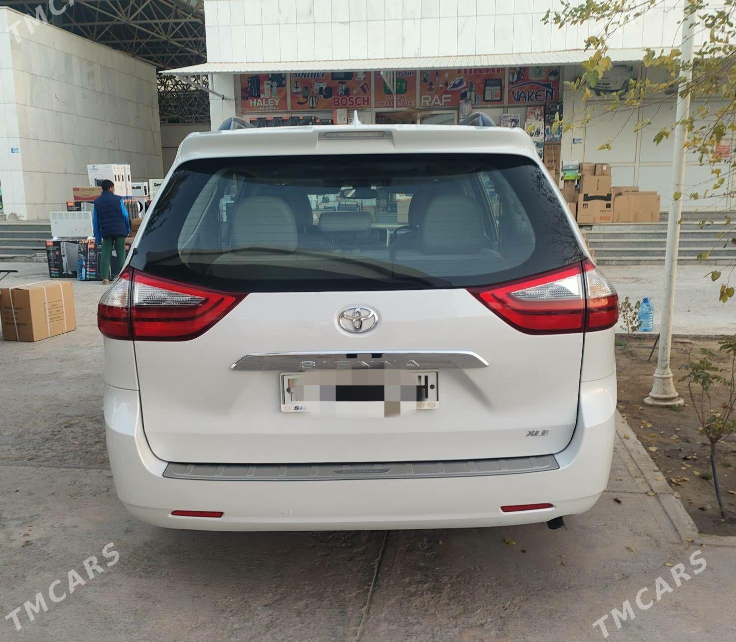 Toyota Sienna 2020 - 530 000 TMT - Ашхабад - img 5