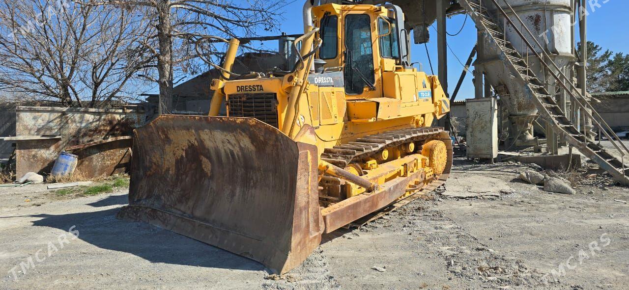 Caterpillar Dozer 2014 - 2 500 000 TMT - Ашхабад - img 4