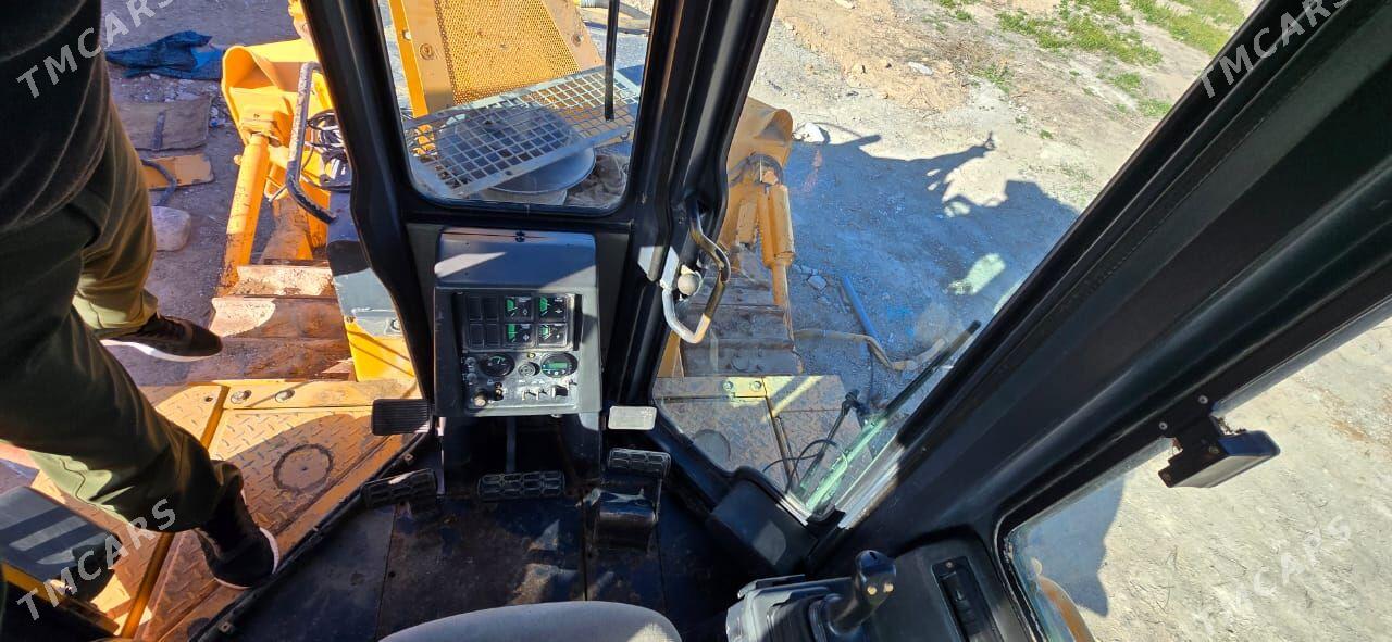 Caterpillar Dozer 2014 - 2 500 000 TMT - Ашхабад - img 7