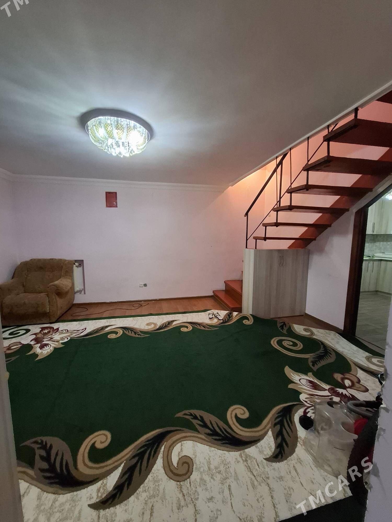 Eyesinden kottedz 3mkr - Aşgabat - img 2