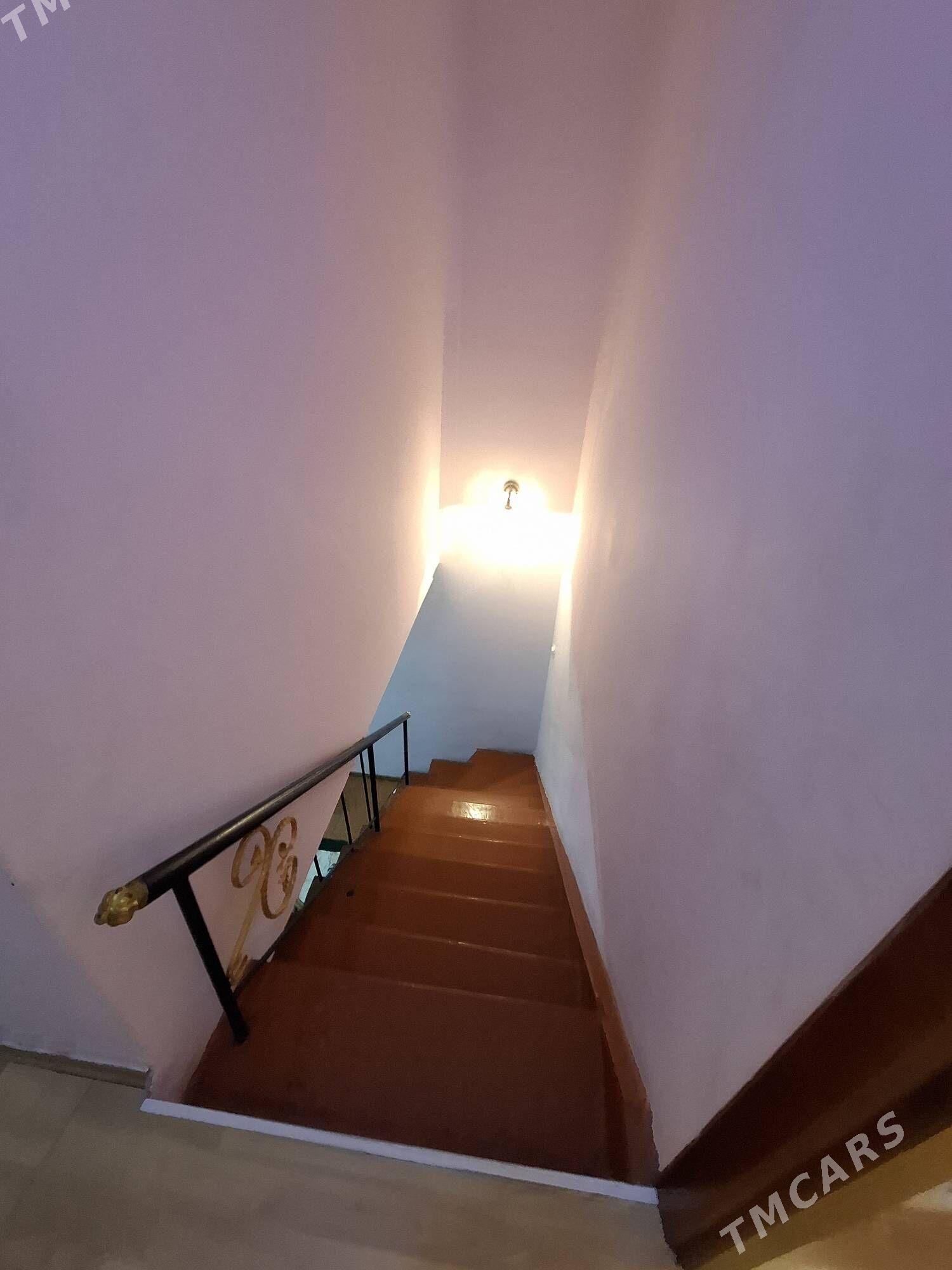 Eyesinden kottedz 3mkr - Aşgabat - img 7