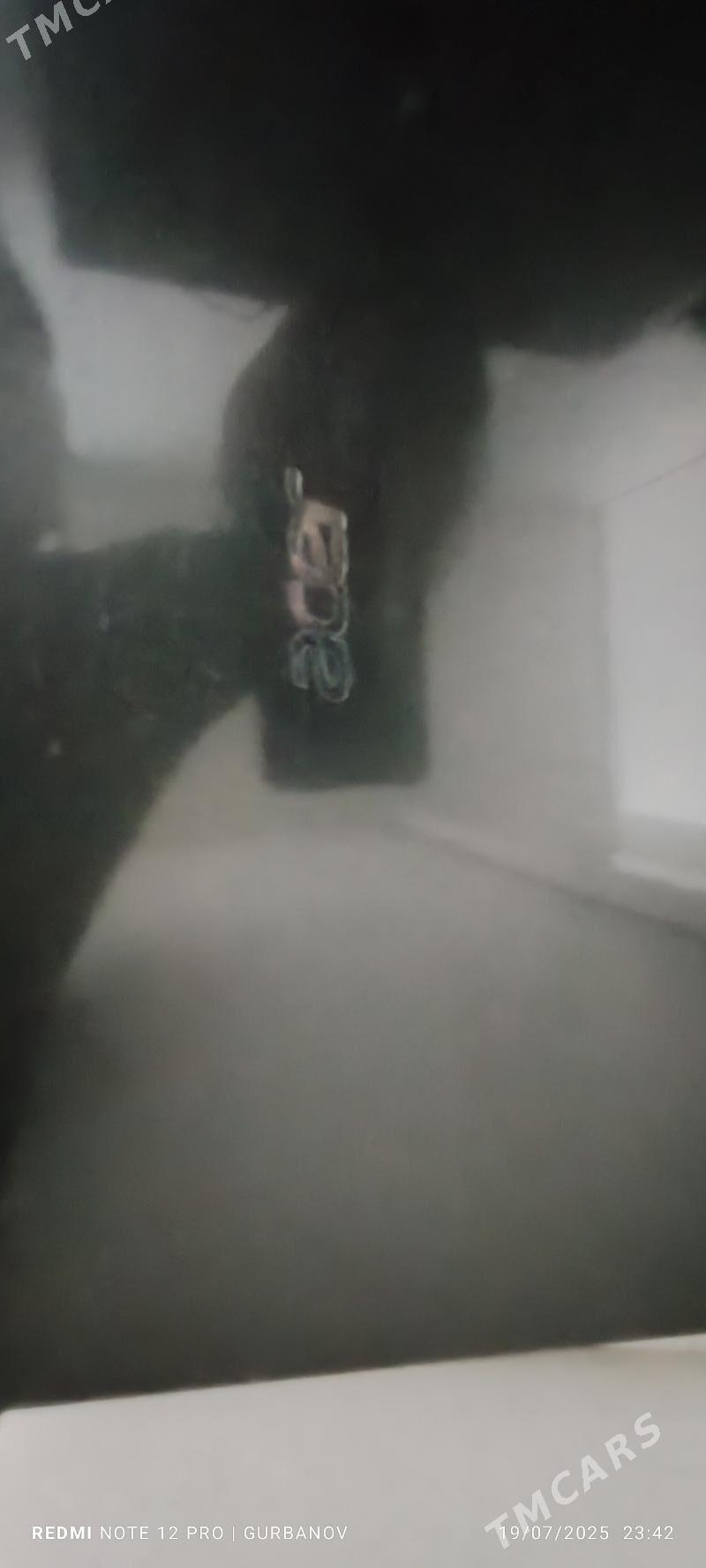 Noutbuk - 8 mkr - img 2