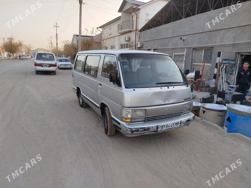 Toyota Hiace 1988 - 55 000 TMT - Мургап - img 4