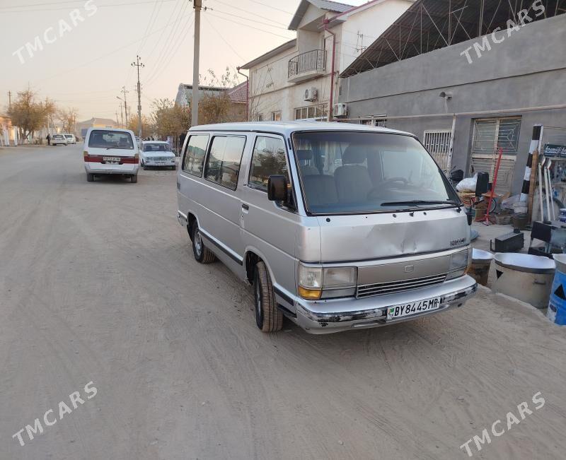 Toyota Hiace 1988 - 55 000 TMT - Мургап - img 1