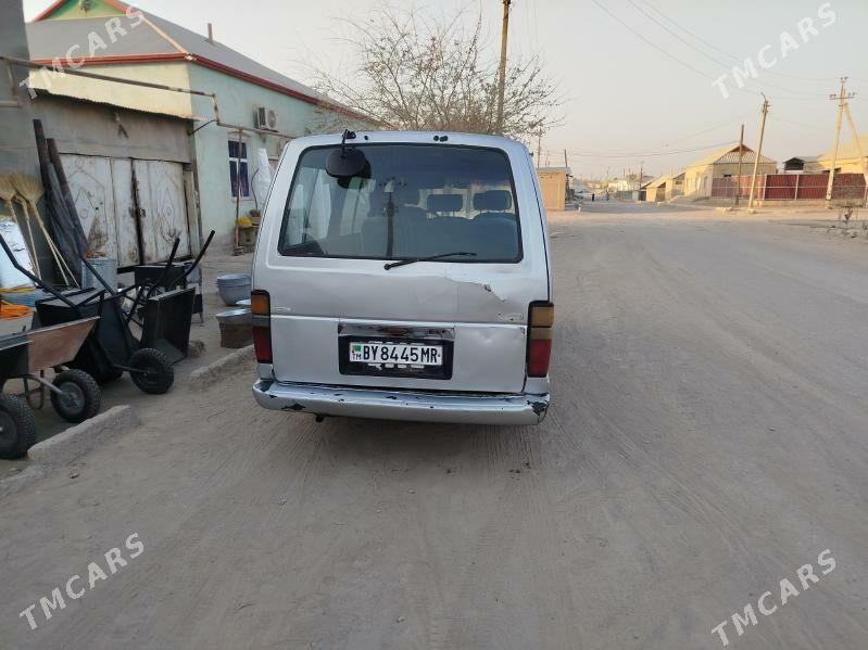 Toyota Hiace 1988 - 55 000 TMT - Мургап - img 2