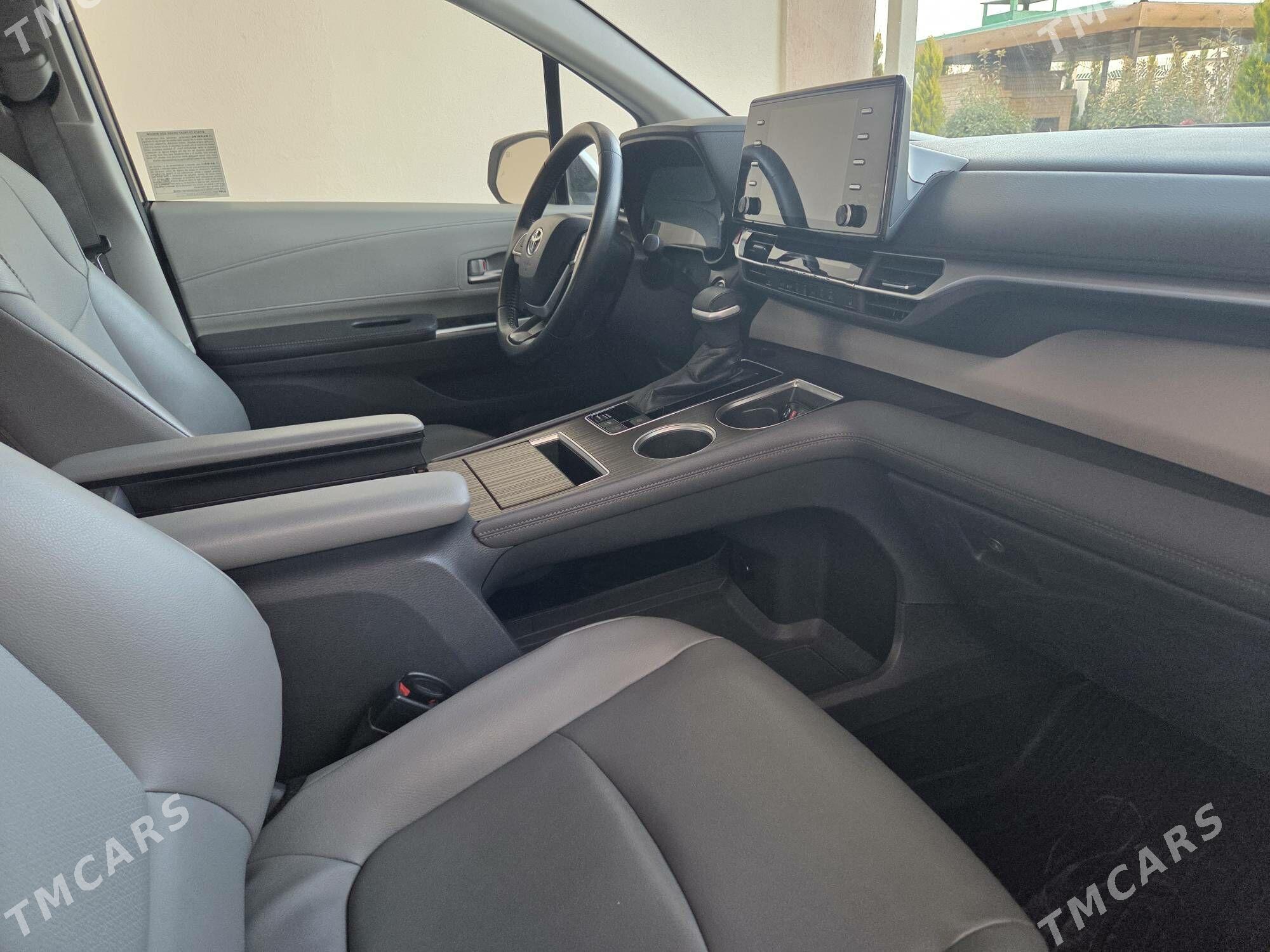 Toyota Sienna 2022 - 495 000 TMT - Aşgabat - img 5