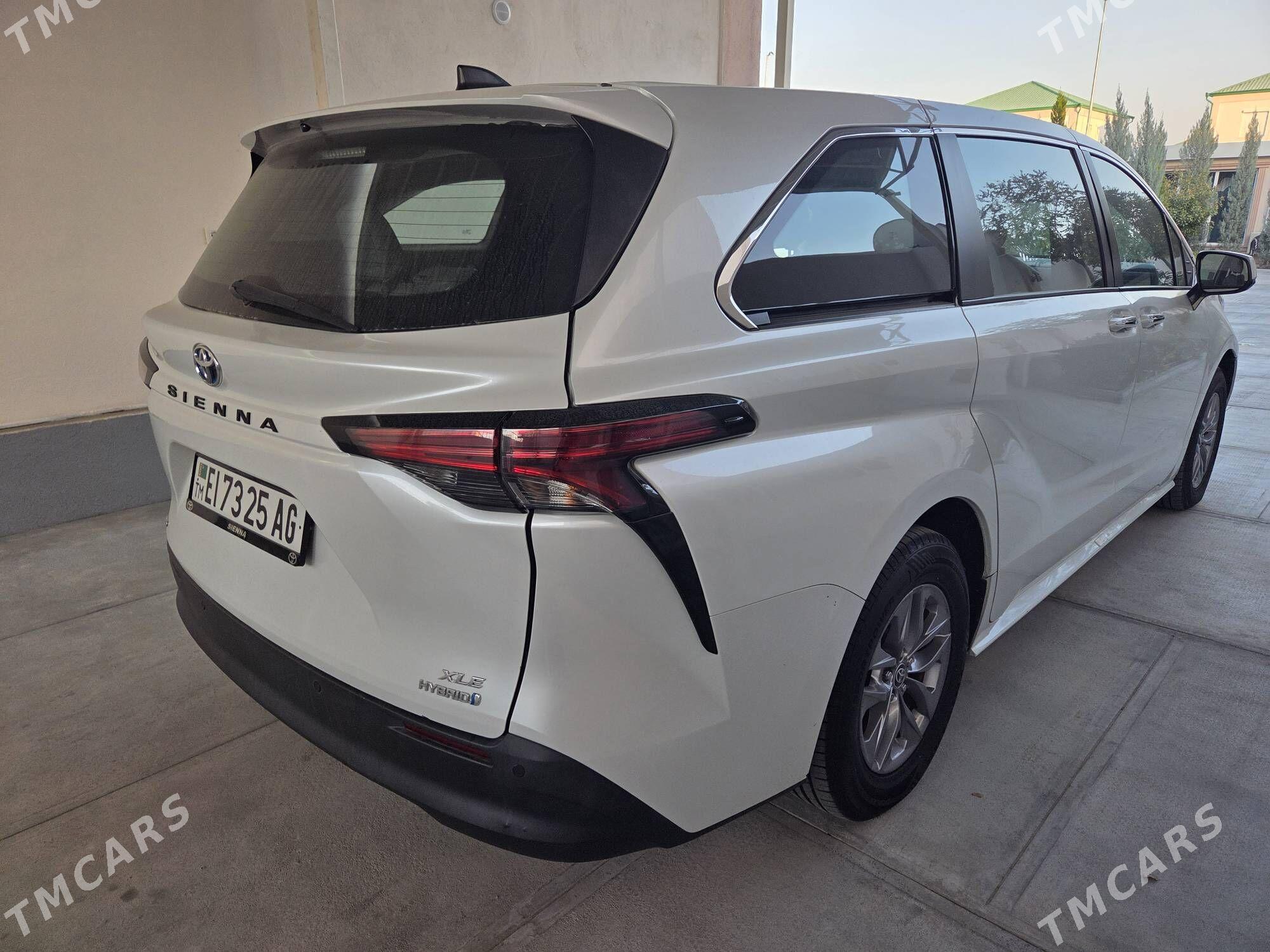 Toyota Sienna 2022 - 495 000 TMT - Aşgabat - img 4