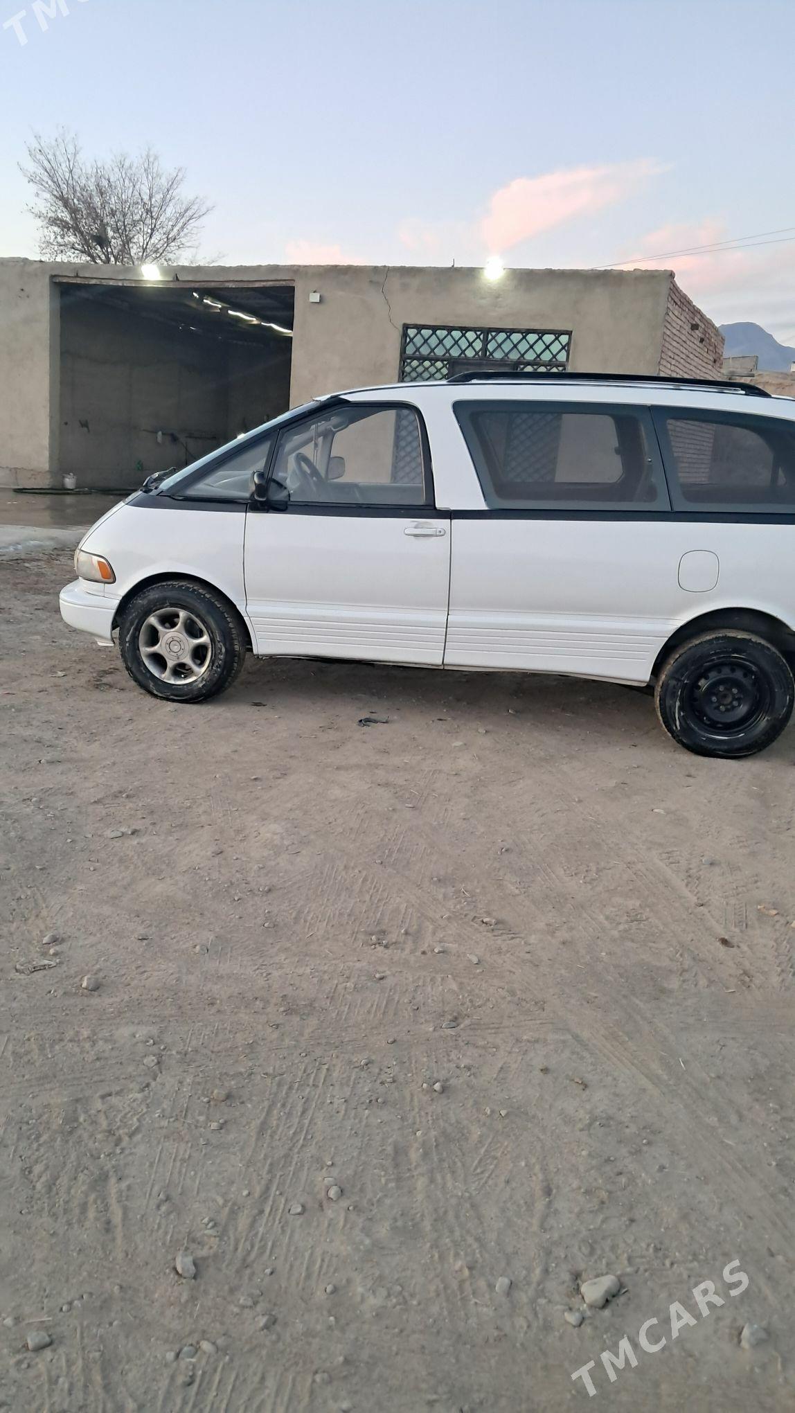 Toyota Previa 1994 - 70 000 TMT - Махтумкули - img 3