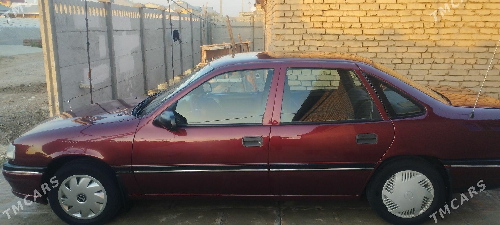 Opel Vectra 1992 - 47 000 TMT - Мары - img 4