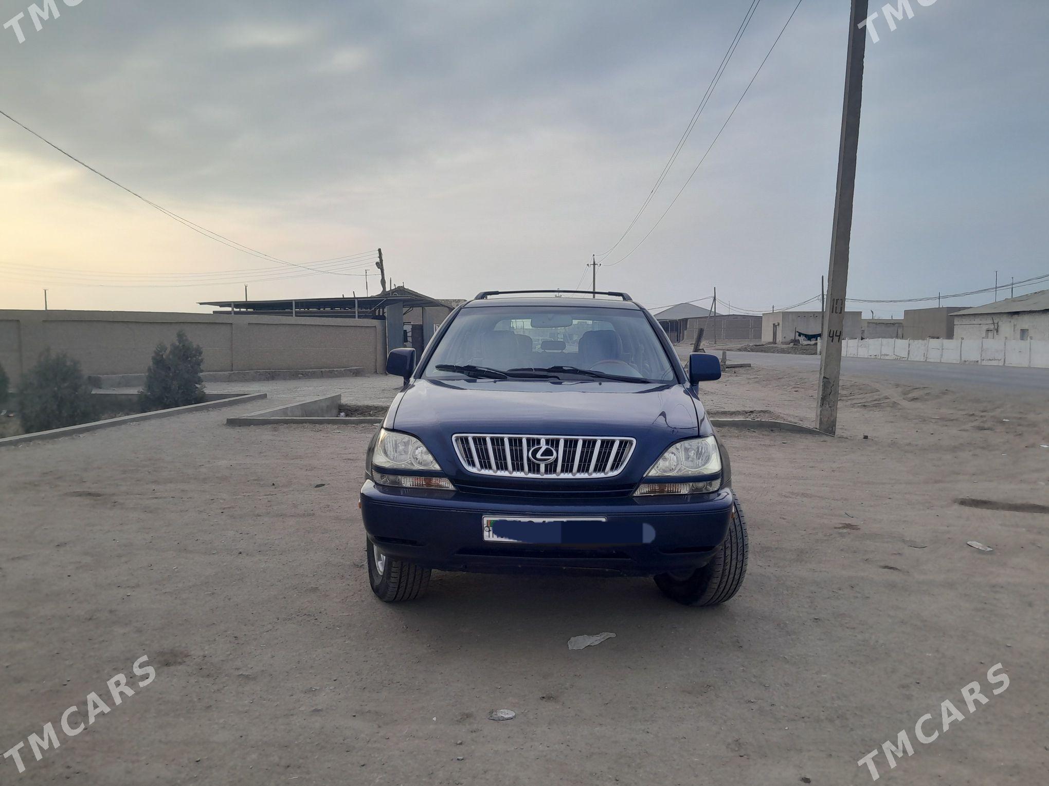 Lexus RX 300 2002 - 195 000 TMT - Гурбансолтан Едже - img 1