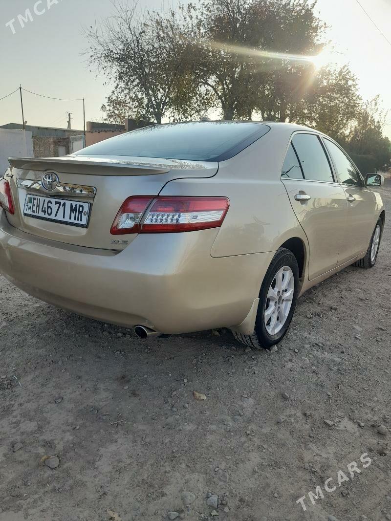 Toyota Camry 2010 - 195 000 TMT - Байрамали - img 3