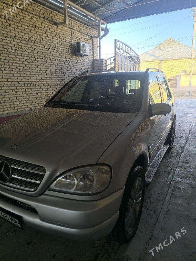 Mercedes-Benz ML350 2001 - 104 000 TMT - Mary - img 4