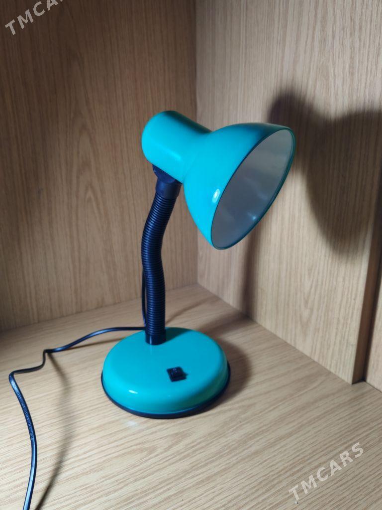 Nastolny lampa - 9 мкр - img 2