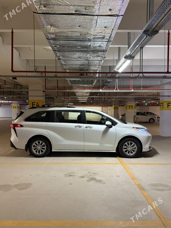 Toyota Sienna 2021 - 490 000 TMT - Aşgabat - img 2