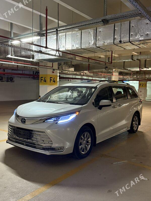 Toyota Sienna 2021 - 490 000 TMT - Aşgabat - img 4