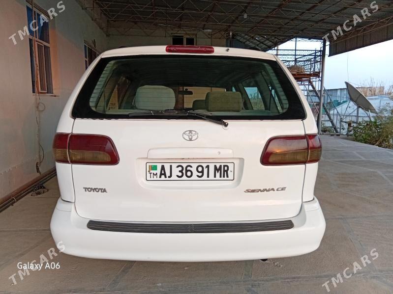 Toyota Sienna 2000 - 125 000 TMT - Murgap - img 4