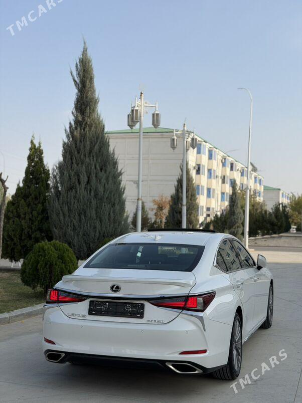 Lexus ES 350 2022 - 570 000 TMT - Бузмеин - img 4