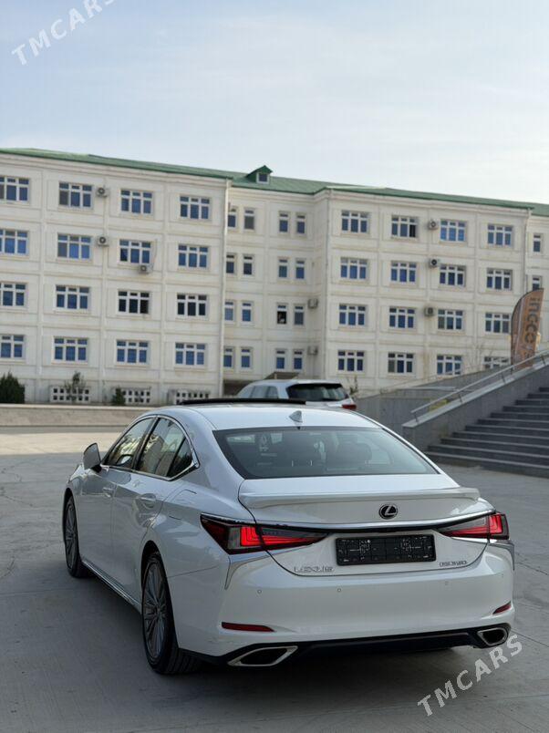Lexus ES 350 2022 - 570 000 TMT - Бузмеин - img 3