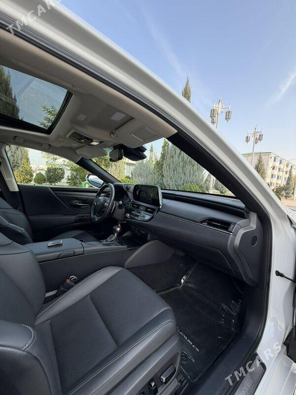 Lexus ES 350 2022 - 570 000 TMT - Бузмеин - img 7