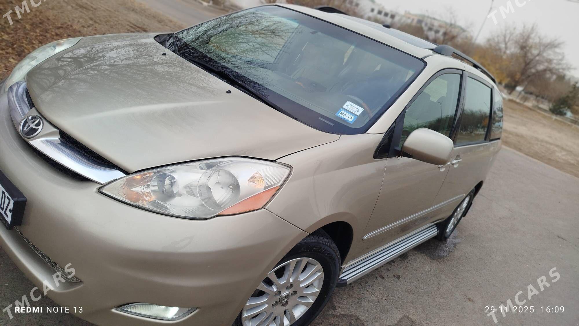 Toyota Sienna 2009 - 278 000 TMT - Дашогуз - img 1