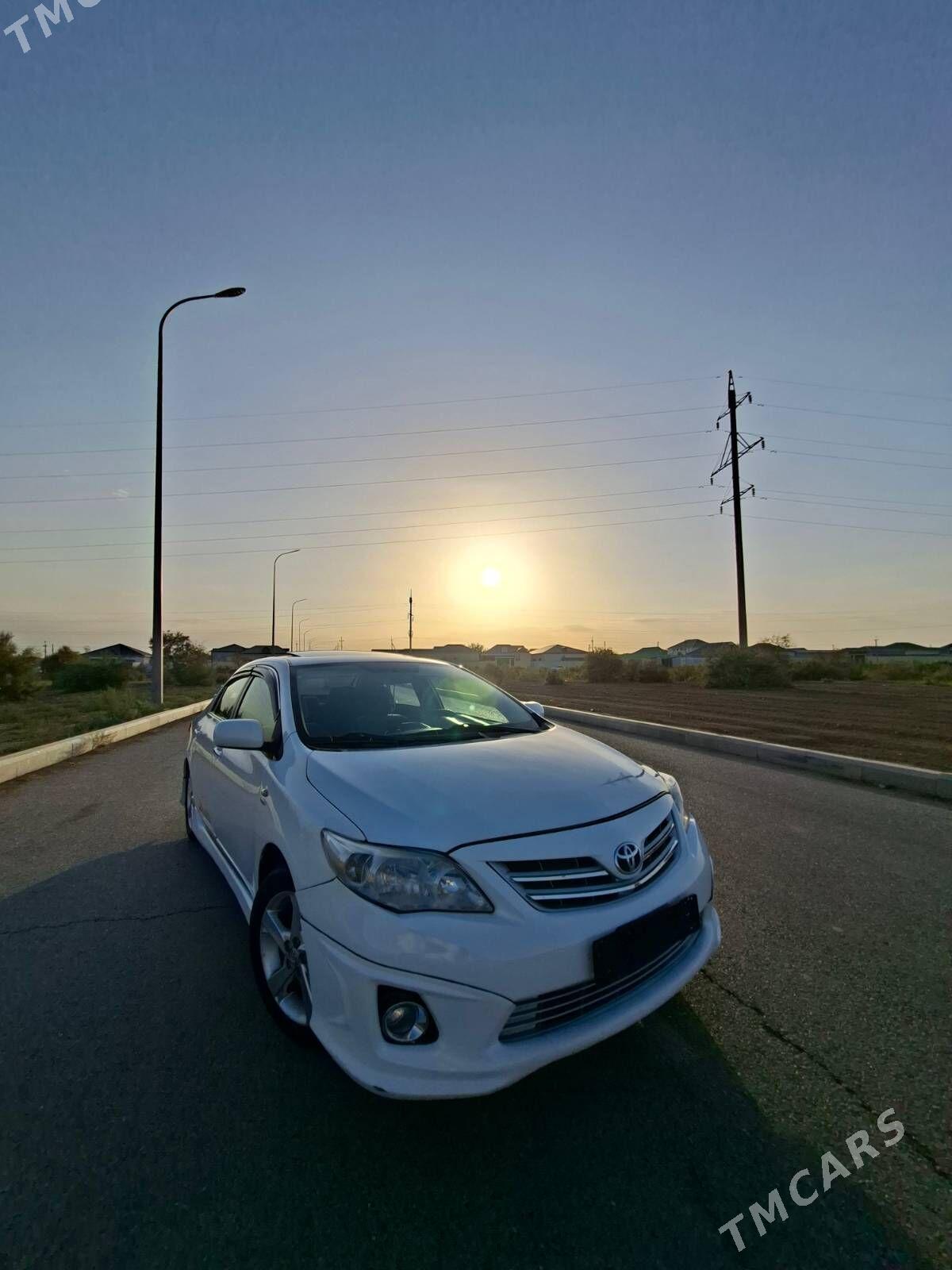 Toyota Corolla 2011 - 220 000 TMT - Aşgabat - img 7