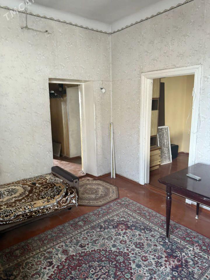 2х комн 2этаж - Türkmenbaşy - img 4