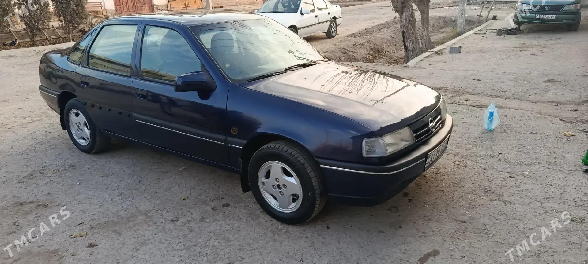 Opel Vectra 1993 - 40 000 TMT - Дашогуз - img 3