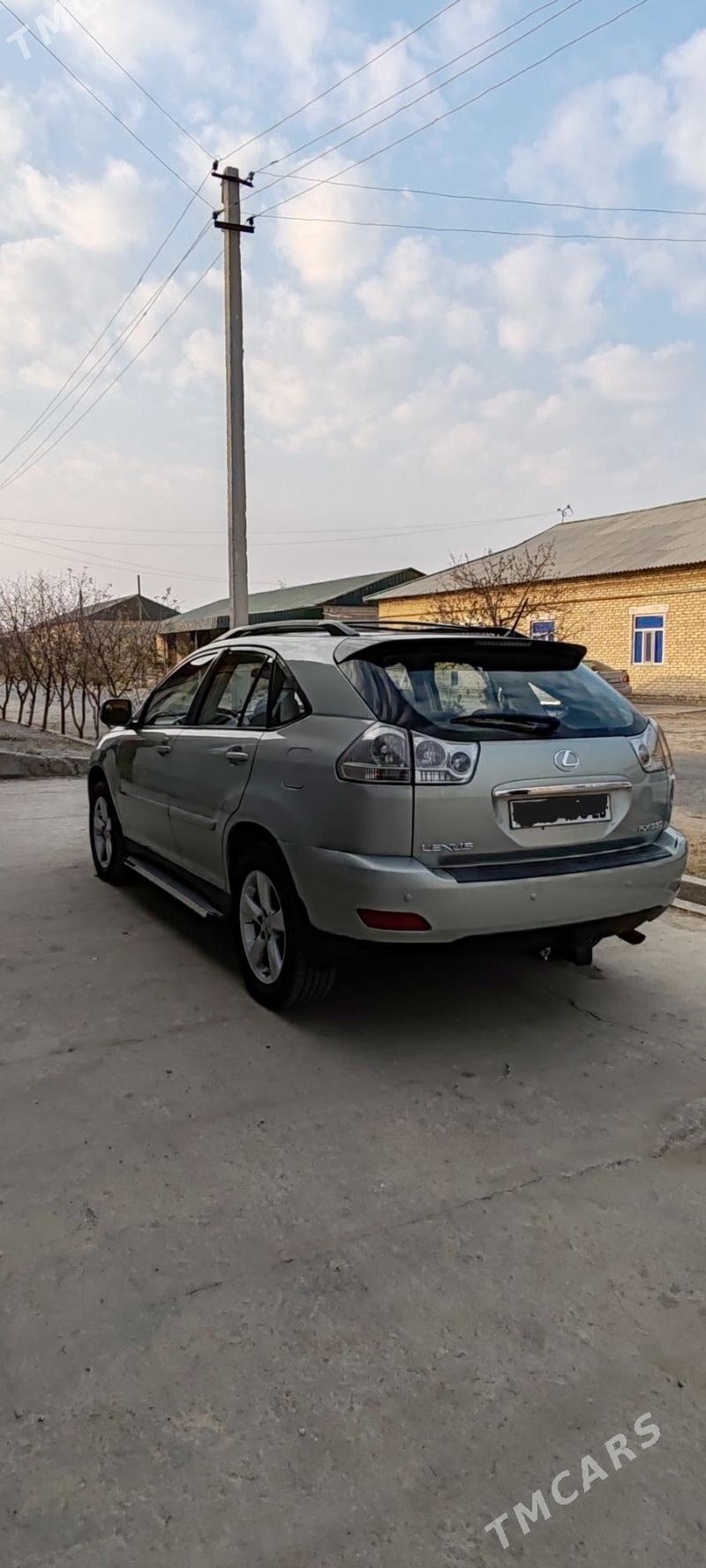 Lexus RX 330 2004 - 260 000 TMT - Дянев - img 3