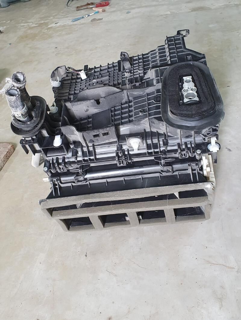 pec korpus 2018 camry 1 400 TMT - Тязе заман - img 3