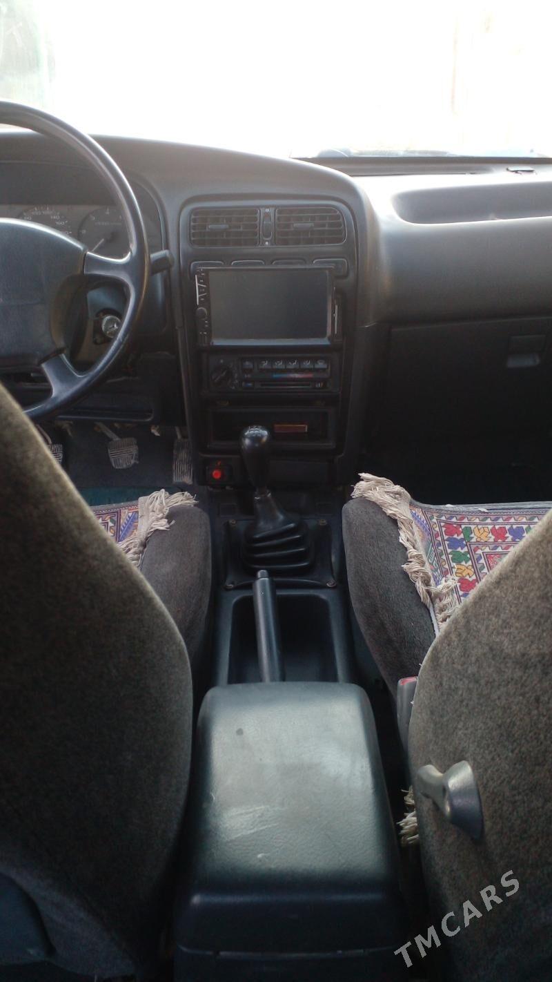 Nissan Bluebird 1996 - 30 000 TMT - Magdanly - img 5