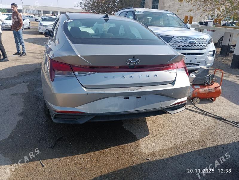 Hyundai Elantra 2021 - 220 000 TMT - Мары - img 4
