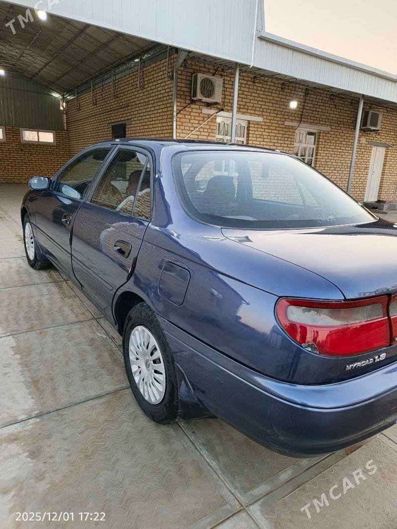 Toyota Carina 1996 - 75 000 TMT - Ýolöten - img 3