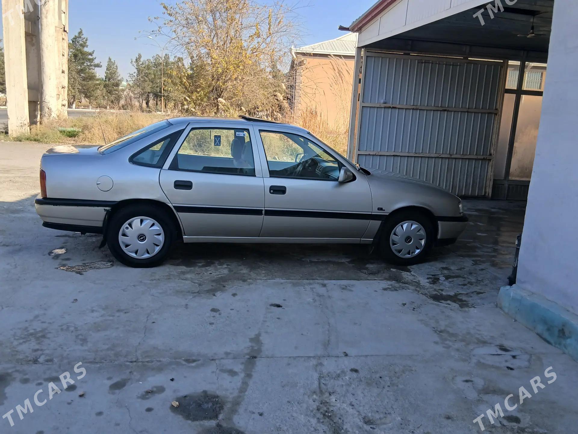 Opel Vectra 1992 - 45 000 TMT - Mary - img 2