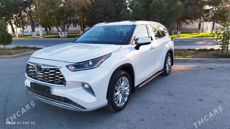 Toyota Highlander 2022 - 640 000 TMT - Aşgabat - img 3
