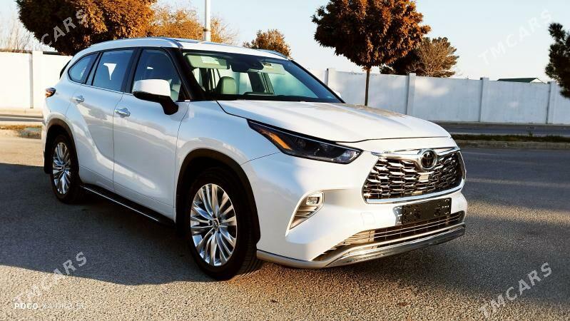 Toyota Highlander 2022 - 640 000 TMT - Aşgabat - img 2
