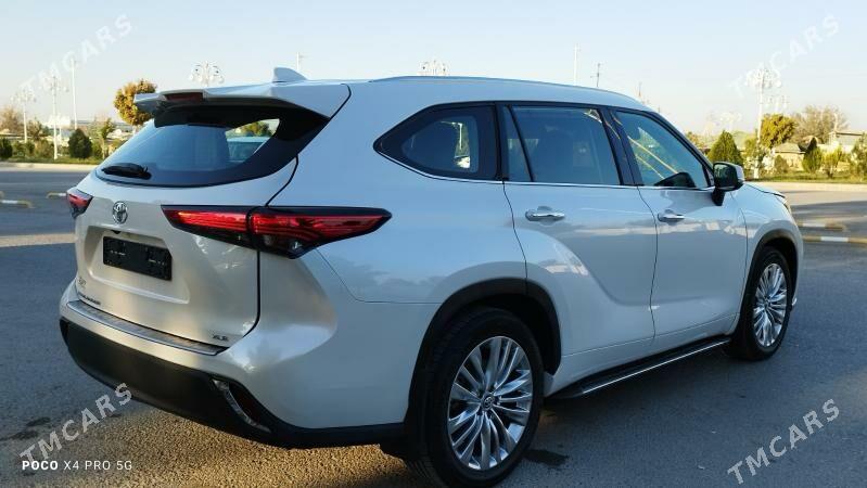 Toyota Highlander 2022 - 640 000 TMT - Aşgabat - img 4
