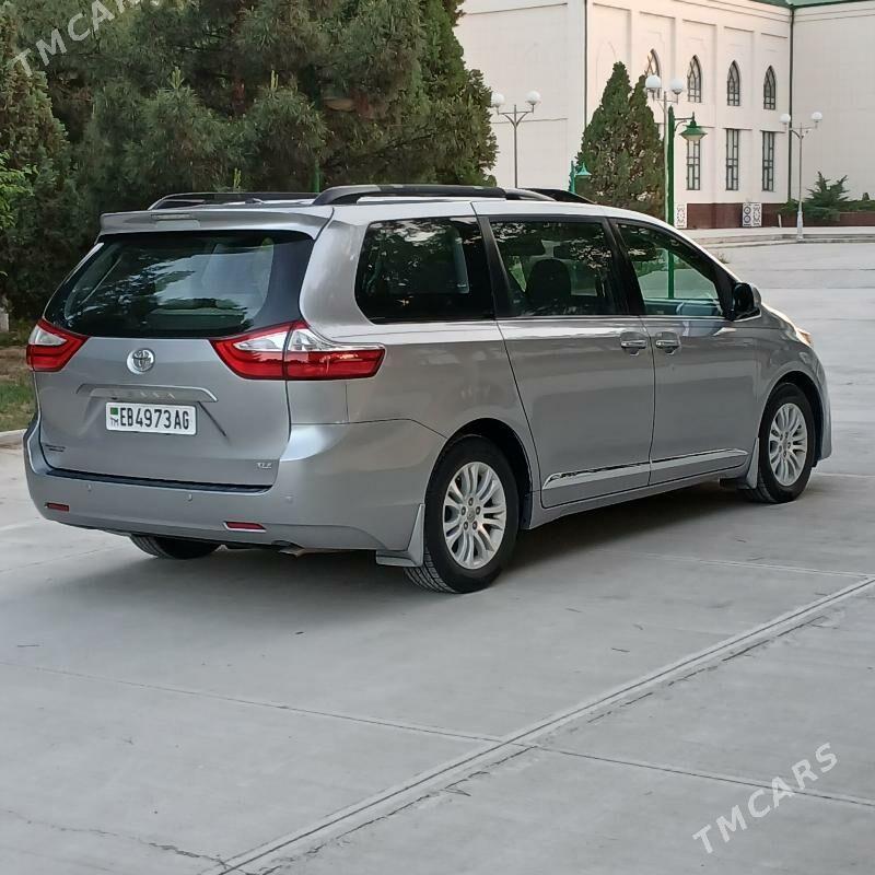 Toyota Sienna 2016 - 375 000 TMT - Гёкдепе - img 4