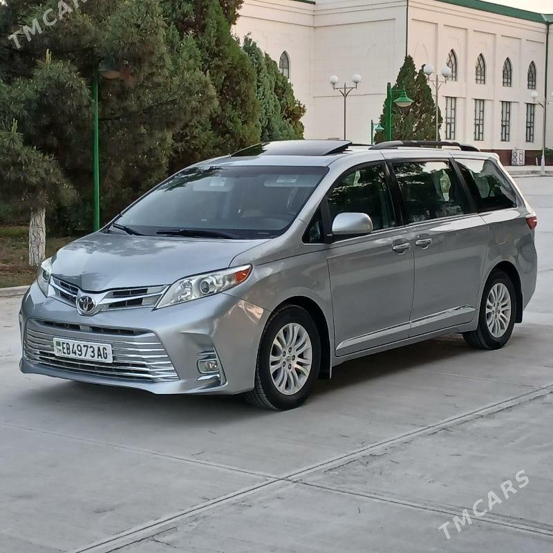 Toyota Sienna 2016 - 375 000 TMT - Гёкдепе - img 7