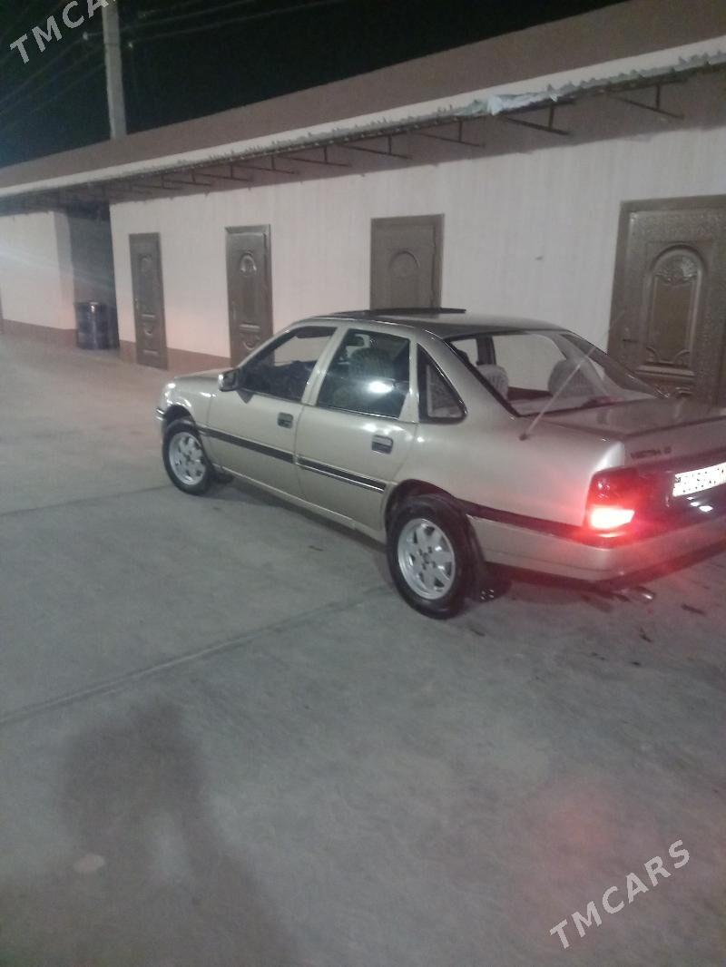 Opel Vectra 1990 - 24 000 TMT - Sakarçäge - img 3