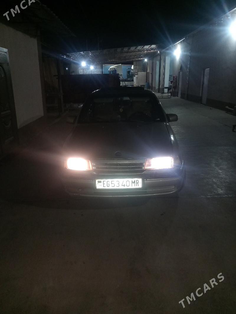Opel Vectra 1990 - 24 000 TMT - Sakarçäge - img 4